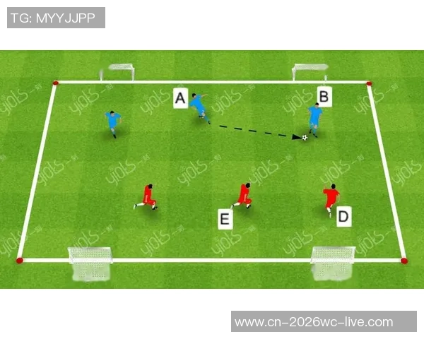 足球比赛中的盯球与盯人战术解析如何提高防守效率与进攻配合能力